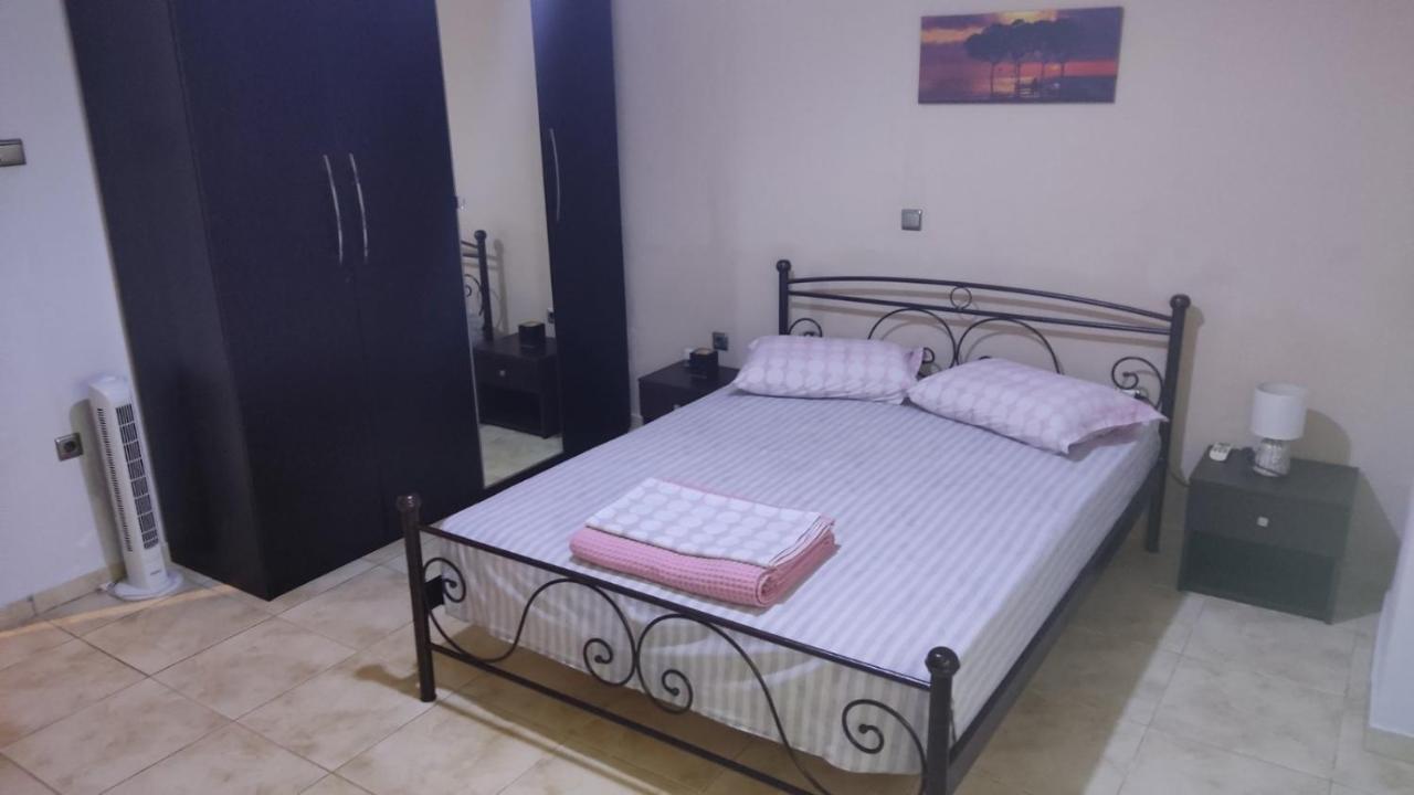Апартаменты Airport'S Close, Cozy Flat For 6 Persons Markopoulo Mesogaias Экстерьер фото